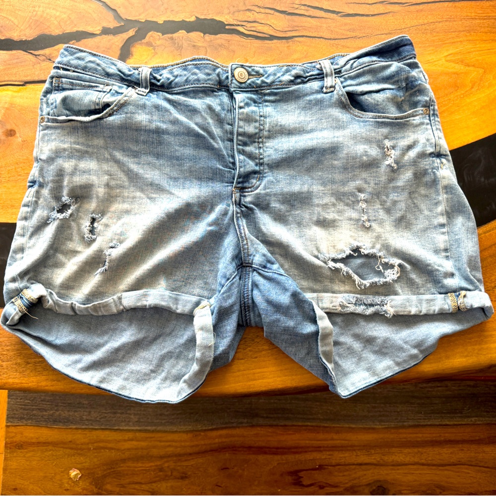 Size 18 Maurice’s denim.